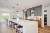 1208 Luna St - Photo 4