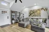 106 Chapparal Cir - Photo 2