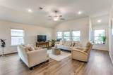 2212 Mcclendon Trl - Photo 4