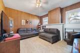 917 Trinity St - Photo 4