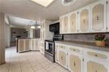 610 Lancelot Way - Photo 17