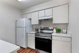 6910 Hart Ln - Photo 5