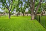 327 Meadowlakes Dr - Photo 39