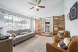 304 Sycamore Dr - Photo 14