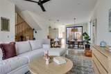3006 Sorin St - Photo 3