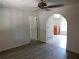 1320 Green St - Photo 4