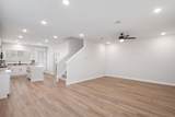 102 Marie Way - Photo 8