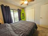 1202 Thorpe Ln - Photo 15