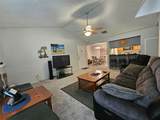1202 Thorpe Ln - Photo 5