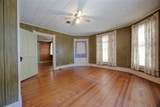 705 Baumgarten St - Photo 16