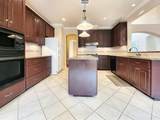 10526 Grand Oak Cir - Photo 10