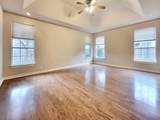10526 Grand Oak Cir - Photo 15