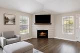 714 Newport Dr - Photo 5