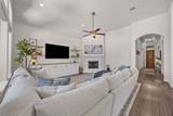 905 Bliss Ln - Photo 14