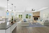 300 Hanging Star Ln - Photo 4