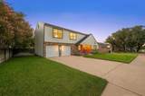1904 Oakridge Dr - Photo 2