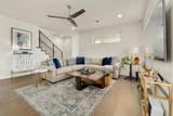 913 Valdez St - Photo 10
