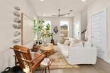 913 Valdez St - Photo 26