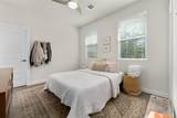 913 Valdez St - Photo 31