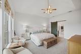 924 Hornsby Holw - Photo 18