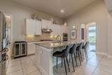 228 Cruising Oak St - Photo 9