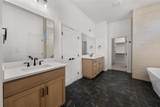 302 Rodeo Rd - Photo 18