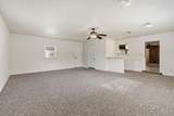 811 Nixon St - Photo 10