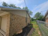 1401 Trinity St - Photo 24