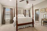 5717 Scenic Lake Dr - Photo 21