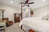 5717 Scenic Lake Dr - Photo 23
