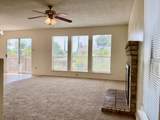 12120 Thompkins Dr - Photo 3
