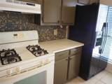 1403 Hermitage Dr - Photo 6