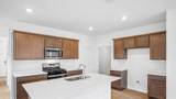 1925 Arbuckle Dr - Photo 4