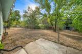 2523 Stassney Ln - Photo 24