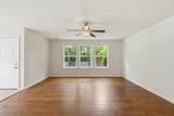 725 Kingfisher Ln - Photo 3