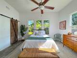 302 Brenham St - Photo 17