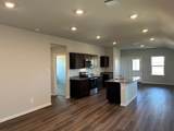 305 Randall Pl - Photo 4