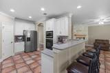 6914 Thorncliffe Dr - Photo 11
