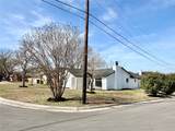 1504 Parkview Ln - Photo 1