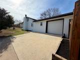 1504 Parkview Ln - Photo 3