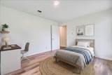 10007 Rocking Horse Rd - Photo 15