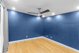 1304 Summit St - Photo 11