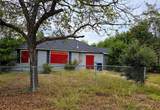 914 Porter &  901 W 5th - Photo 4