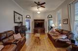905 Walnut St - Photo 15
