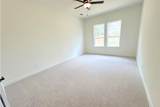 1044 Stonehill Dr - Photo 5