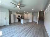 605 South St - Photo 9
