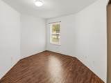 17912 Honey Locust Ln - Photo 4
