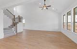 105 Groveland Dr - Photo 11