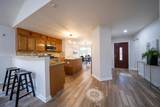 1302 Newbury St - Photo 4