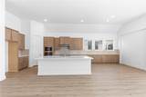 1800 Scenic Heights Ln - Photo 3
